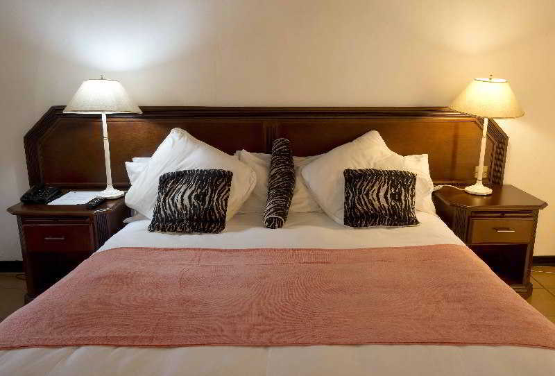 Hotel Great Zimbabwe Masvingo Esterno foto